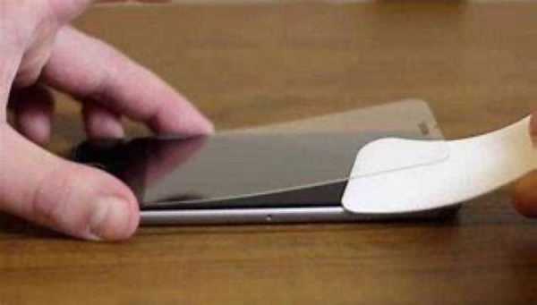 iPhone एक्सेसरीज़ हटाएँ